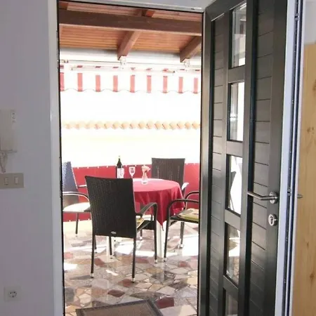 Apartman Carmel *